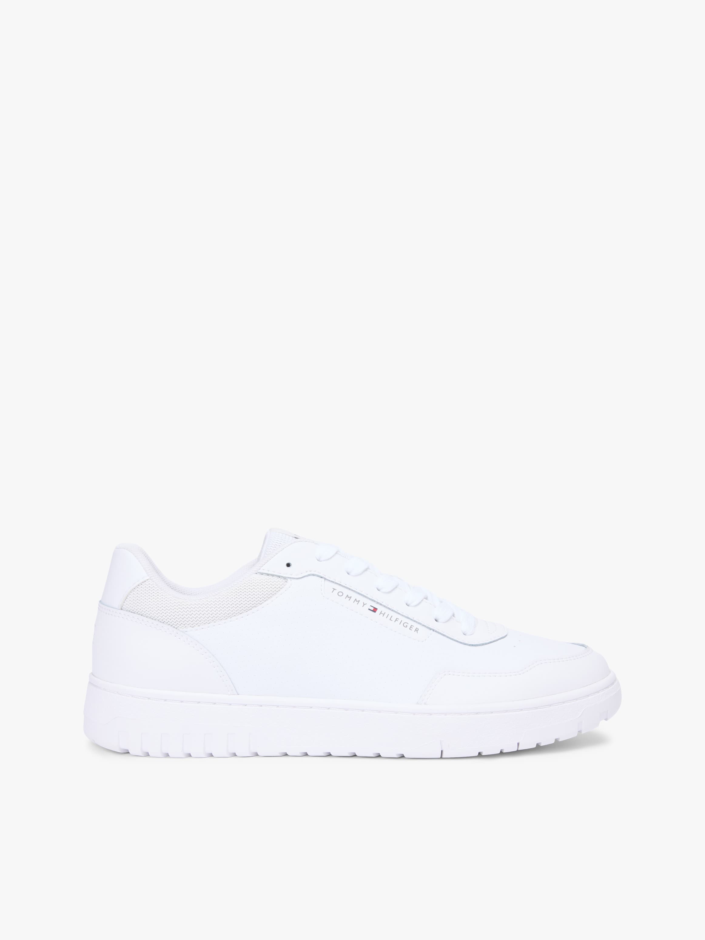 Lightweight Basketball Trainers with Leather